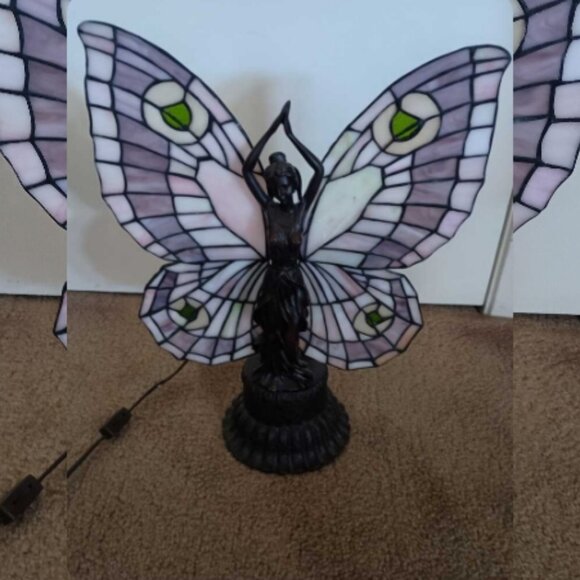 Beautiful Vintage Art Nouveau Tiffany Style Stained-Glass Butterfly Lady Lamp - Picture 4 of 6